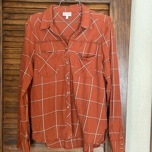 Really adorable cowgirl SHYANNE shirt button down SIZE M. Western soft warm